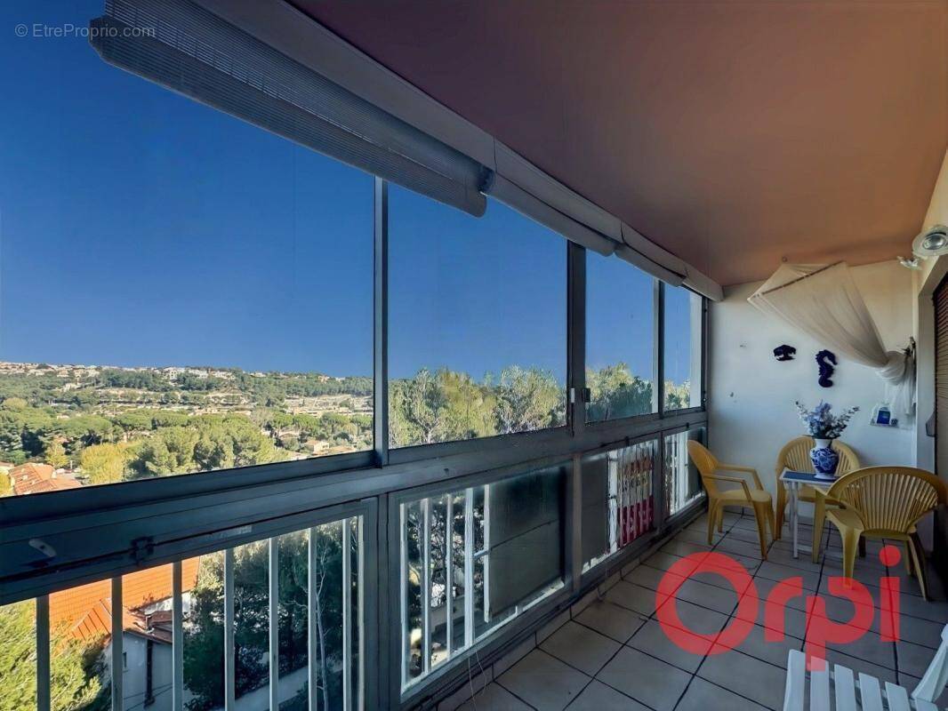 Appartement à CARRY-LE-ROUET