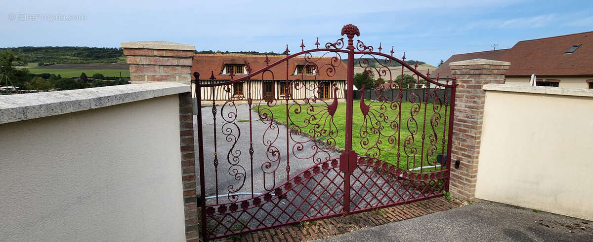 Maison à FREULLEVILLE