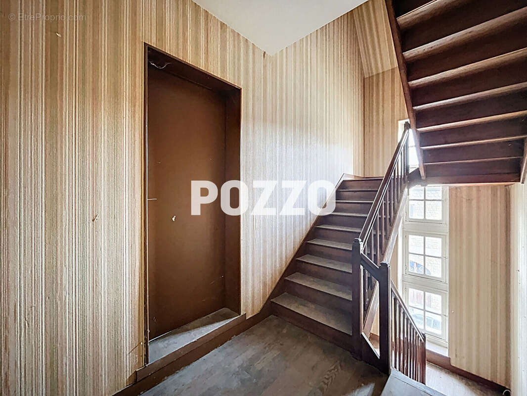 Appartement à SAINT-HILAIRE-DU-HARCOUET