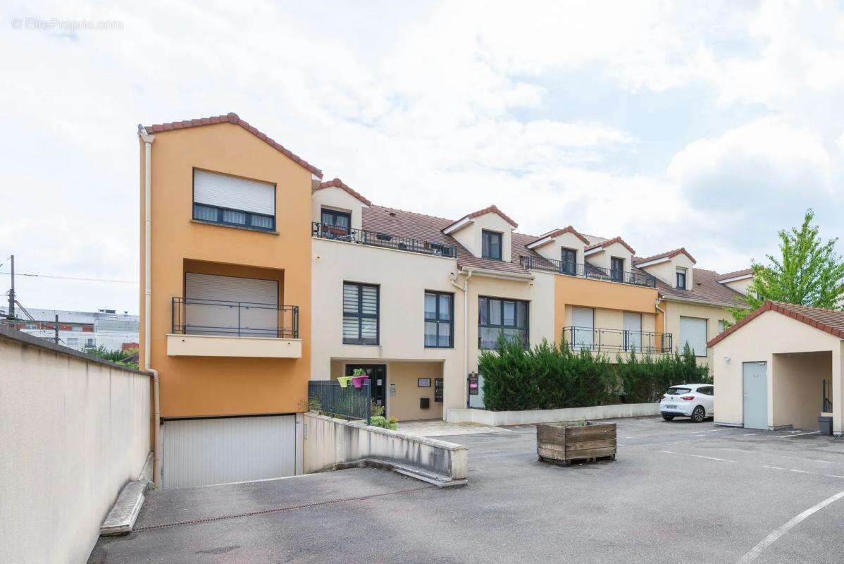 Appartement à TRAPPES