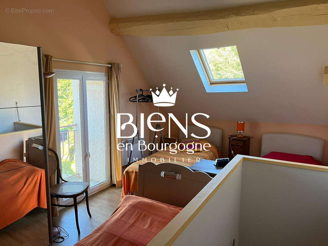 Maison à NOLAY