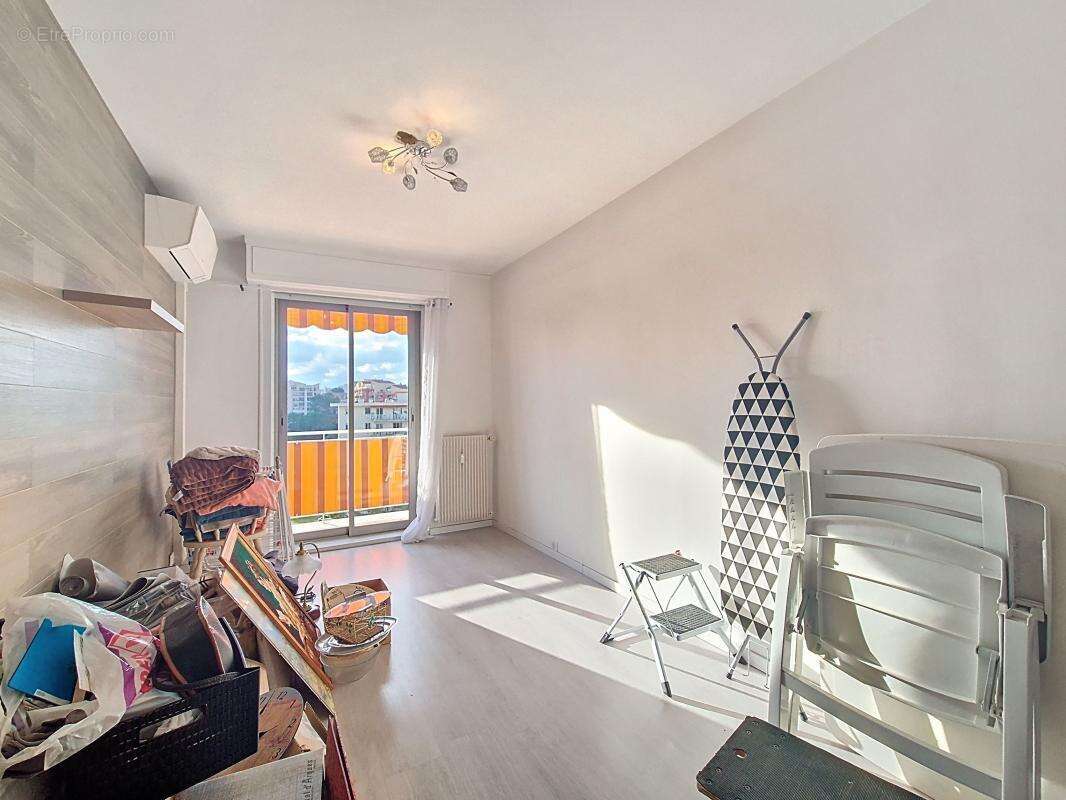 Appartement à LE CANNET