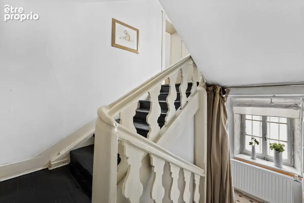 Maison de ville - 5 chambres et local commercial - photo 17