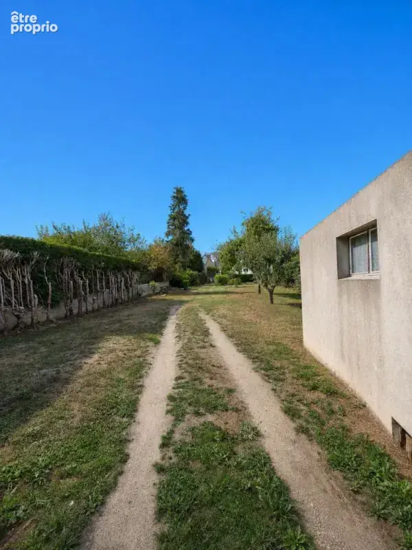 Terrain constructible 497 m² - avec garage - centre à 350 m - photo 6