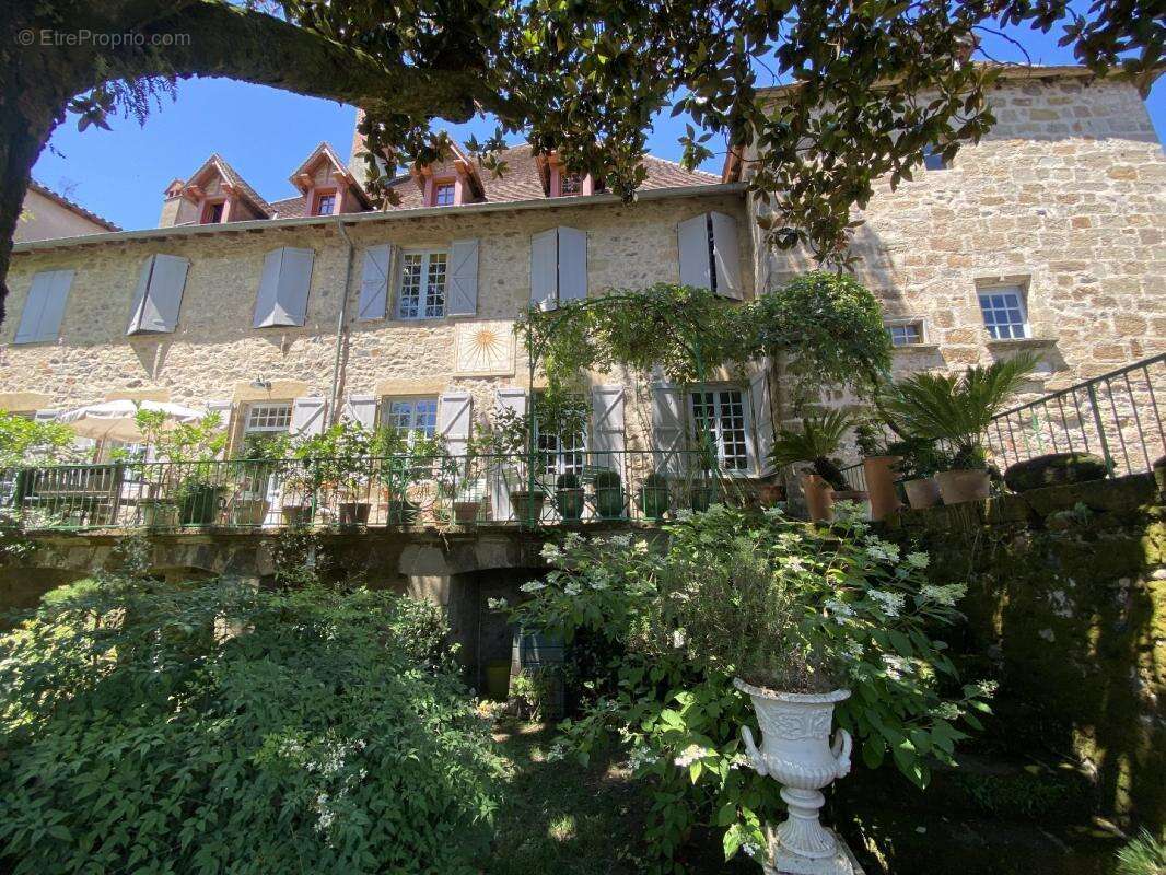 Maison à BEAULIEU-SUR-DORDOGNE