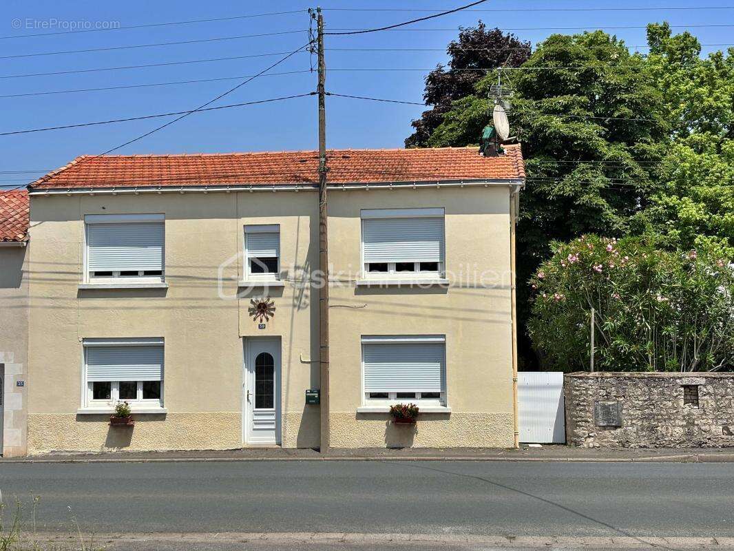 Maison à FONTENAY-LE-COMTE