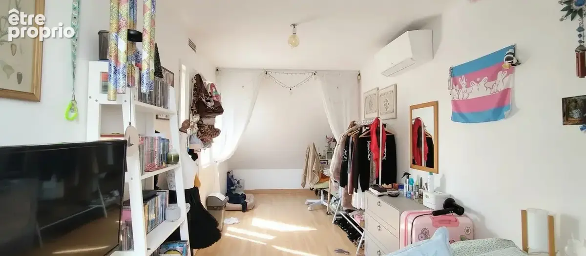 CHAMBRE 1