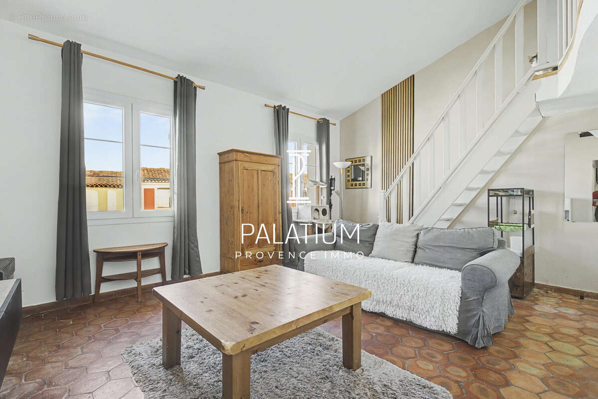 Appartement à GRIMAUD