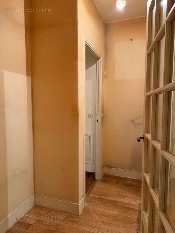 Appartement à VERSAILLES