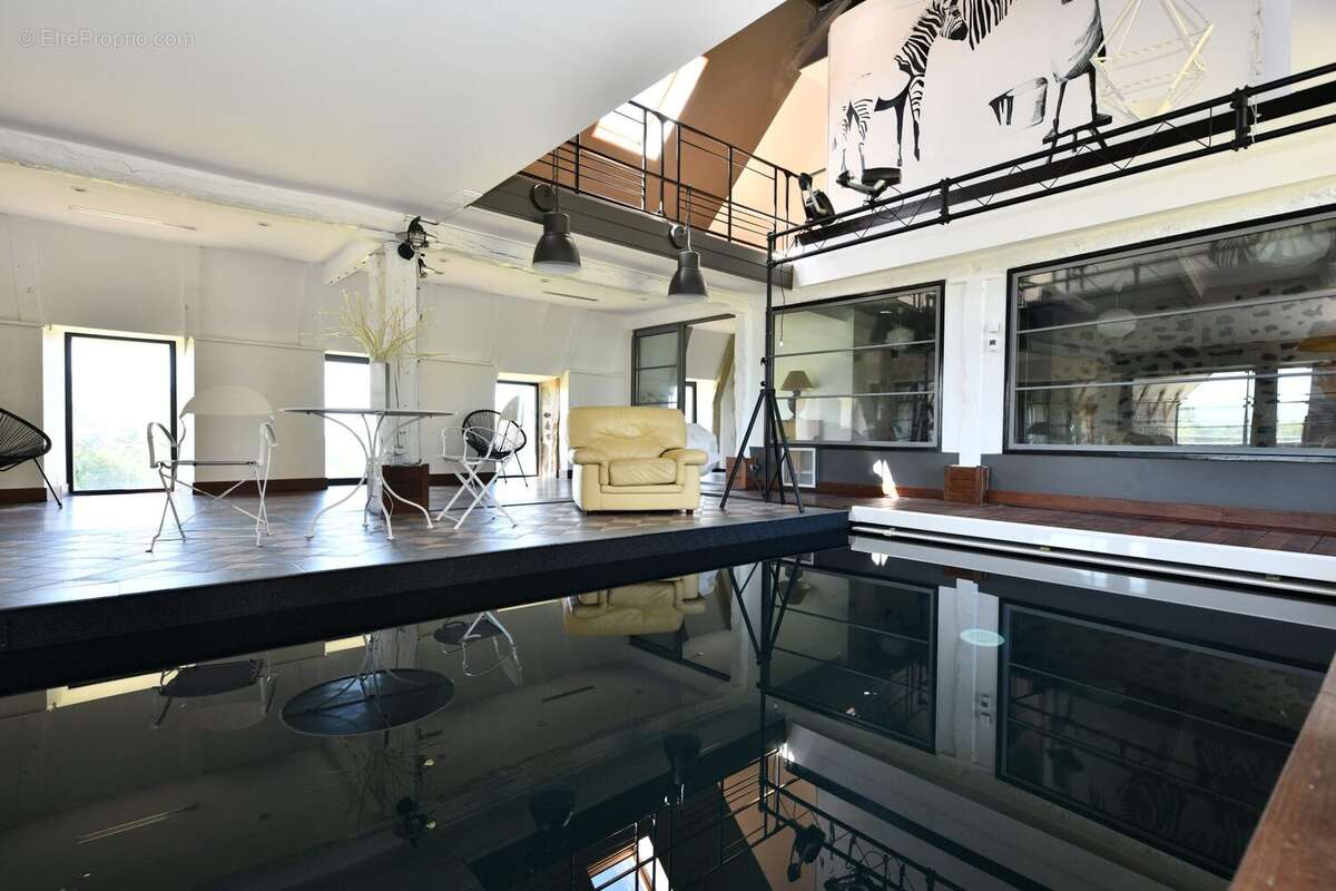 Maison à ANGLARDS-DE-SALERS