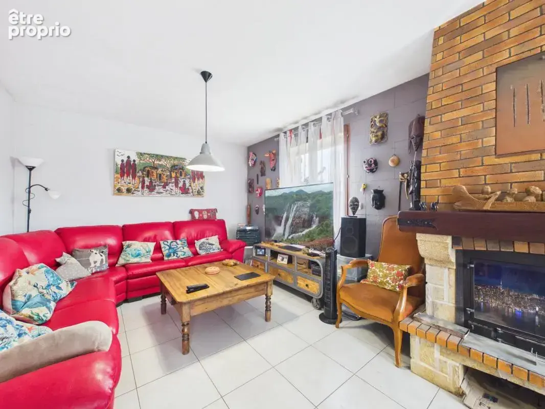 Maison 5 pièces 110 m² à vendre à Saint-Genes-De-Blaye (33390) - photo 4