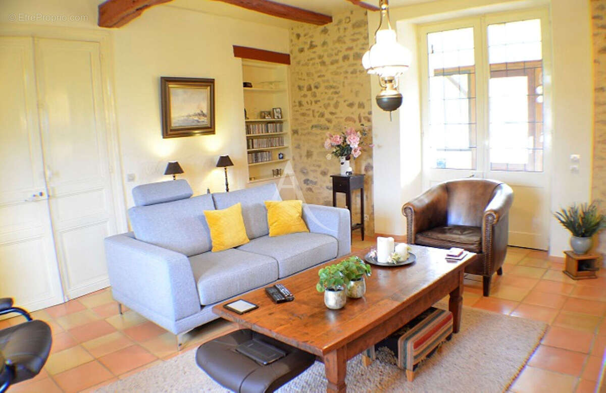 Maison à VILLEFRANCHE-DU-PERIGORD