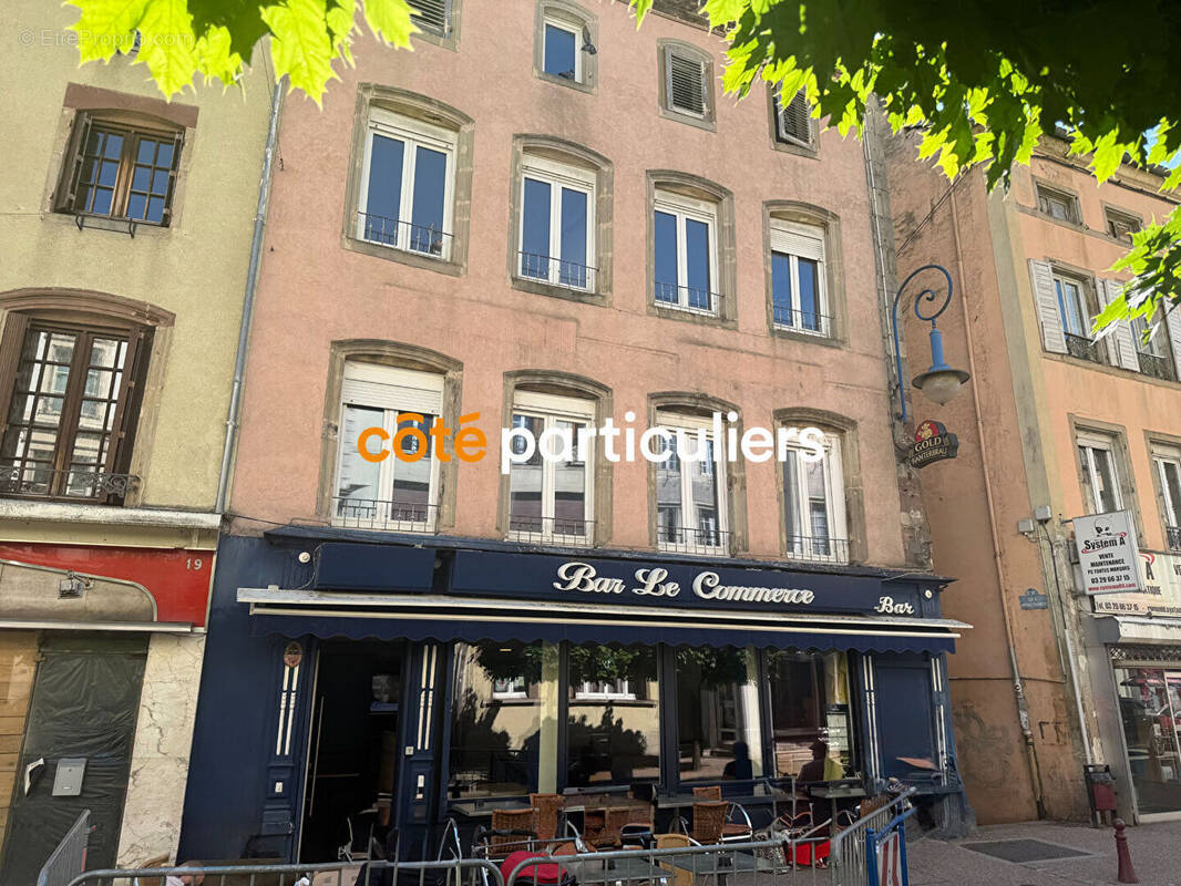 Appartement à MIRECOURT