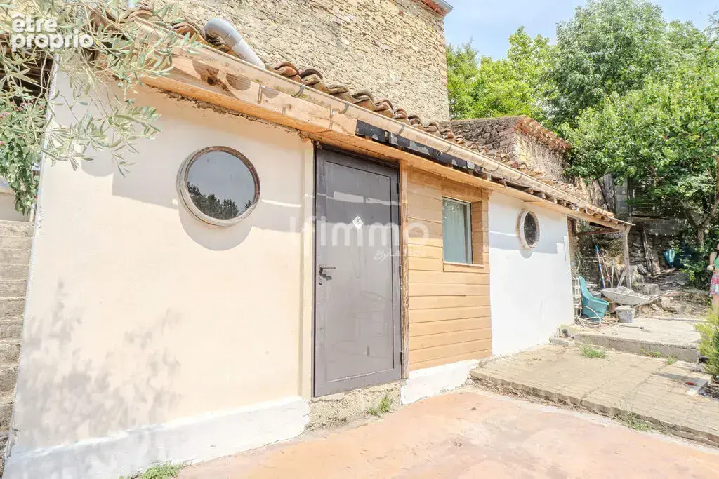 Maison en pierre de caractère avec terrasse, studio et grand ga - photo 19