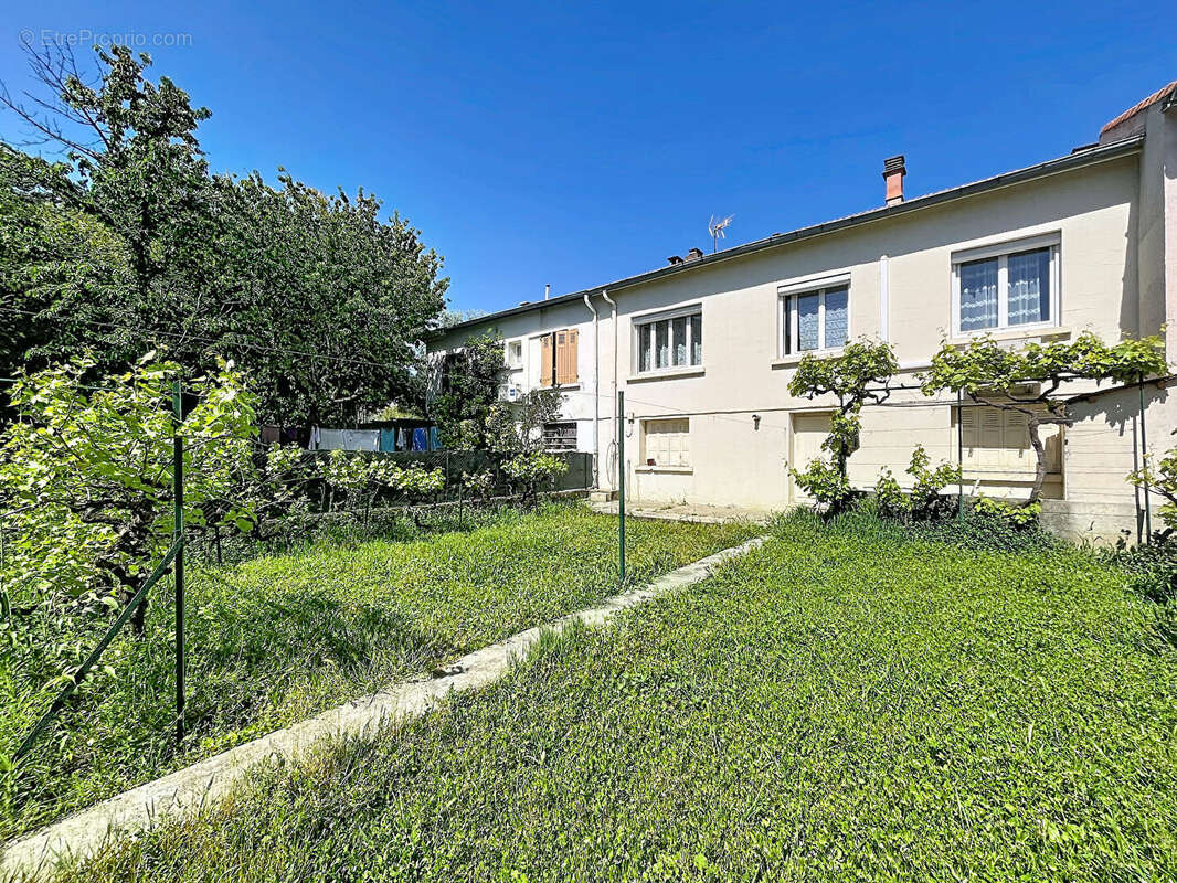 Maison à NIMES