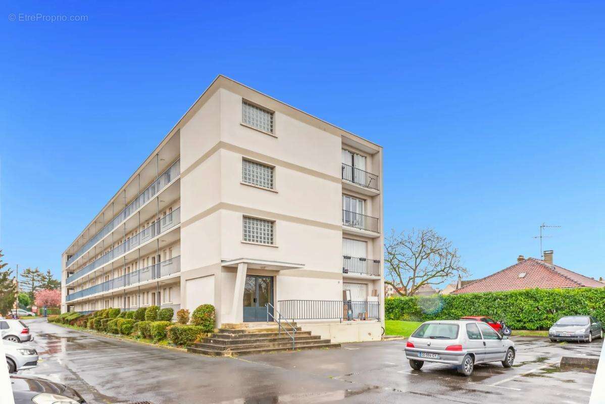 Appartement à ERMONT