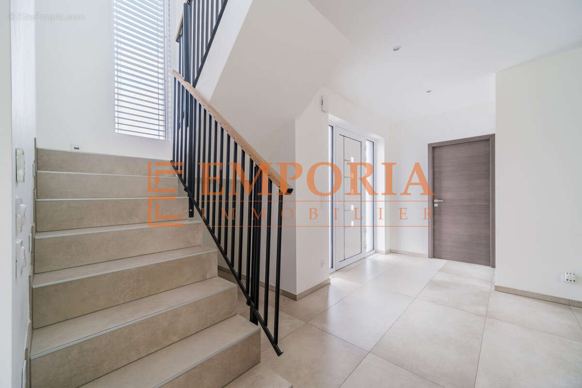 Maison à FROENINGEN