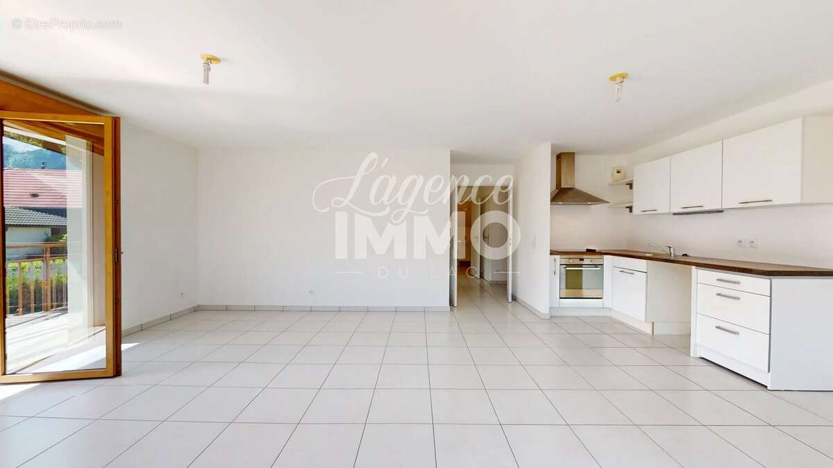 Appartement à DUINGT
