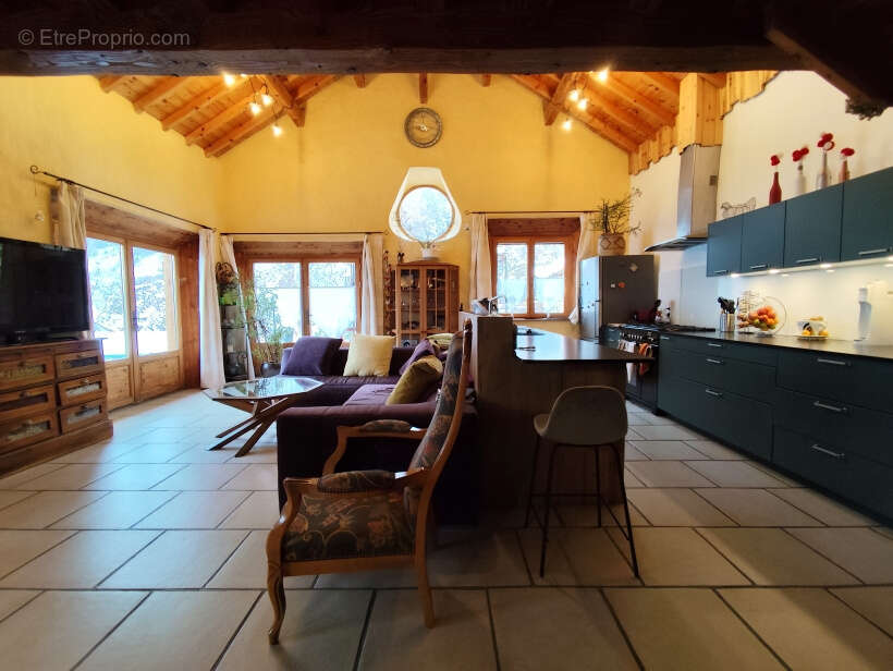 Maison à L'ARGENTIERE-LA-BESSEE