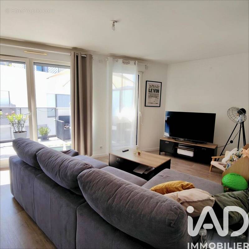 Photo 1 - Appartement à BUSSY-SAINT-GEORGES