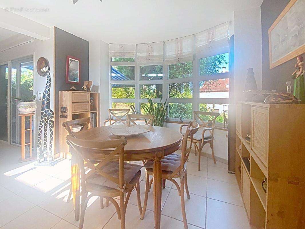 Maison Donzenac 6 pièce(s) 118 m2 - photo 6