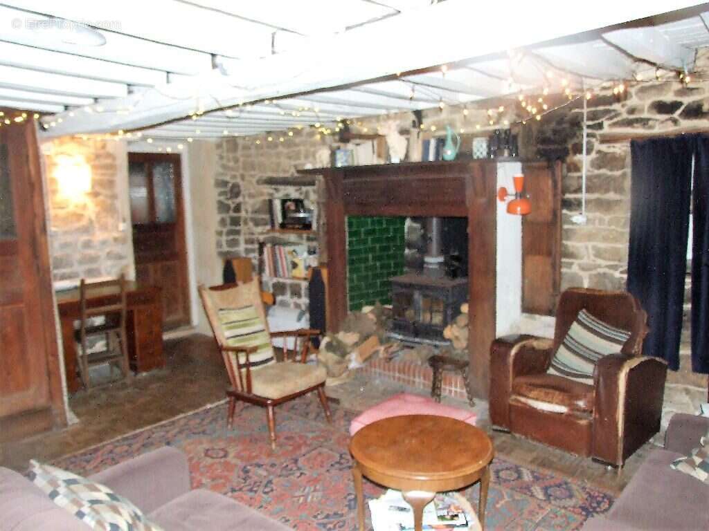 Maison à PONT-D'OUILLY