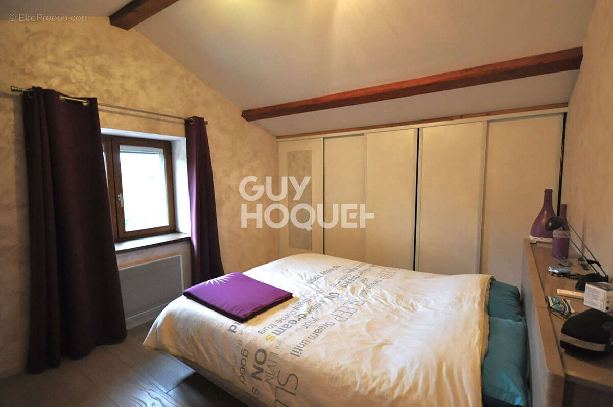 Maison à SAINT-MARTIN-EN-HAUT