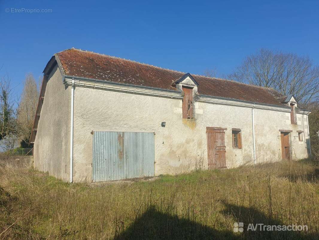 Maison à VILLELOIN-COULANGE