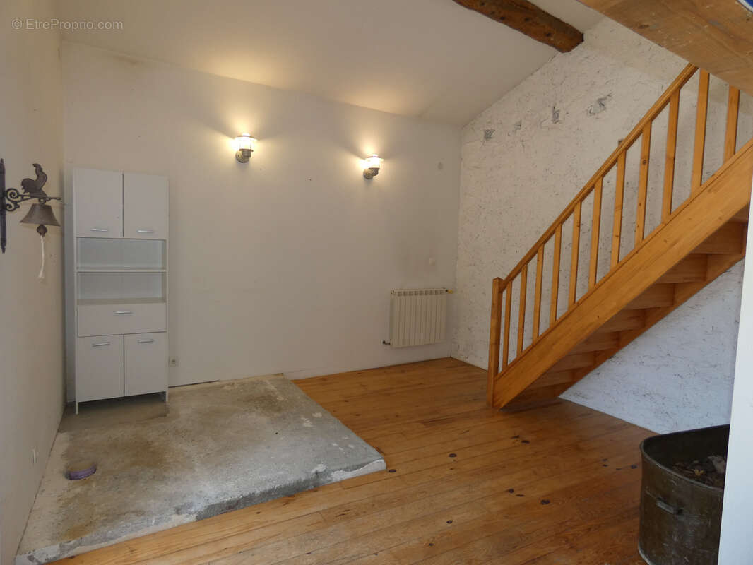 Axe Carcassonne/Limoux maison de 190 m2 habitables avec terrasse et terrain - photo 8