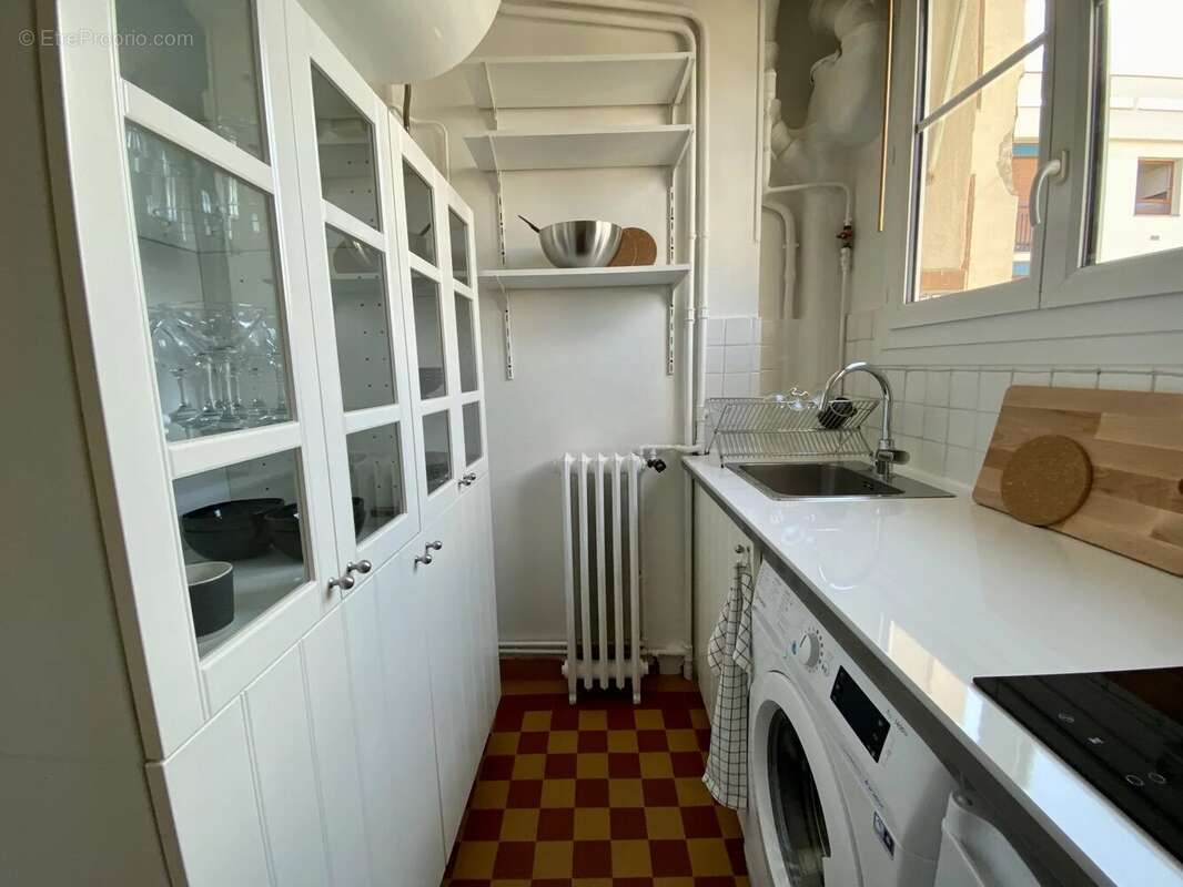 Appartement à PARIS-15E