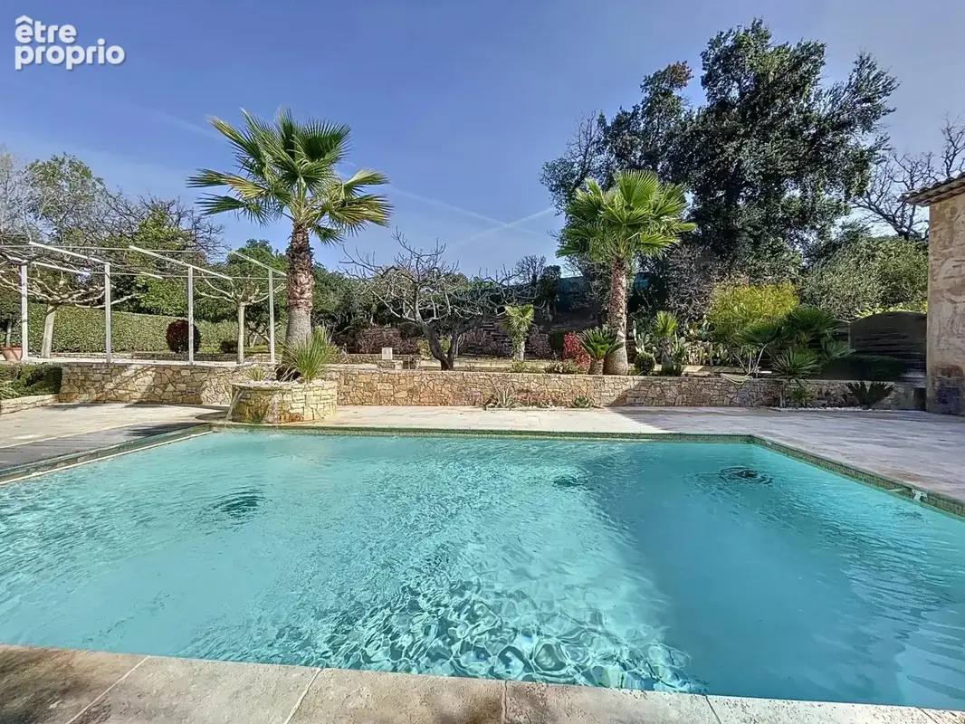 Maison à PUGET-SUR-ARGENS