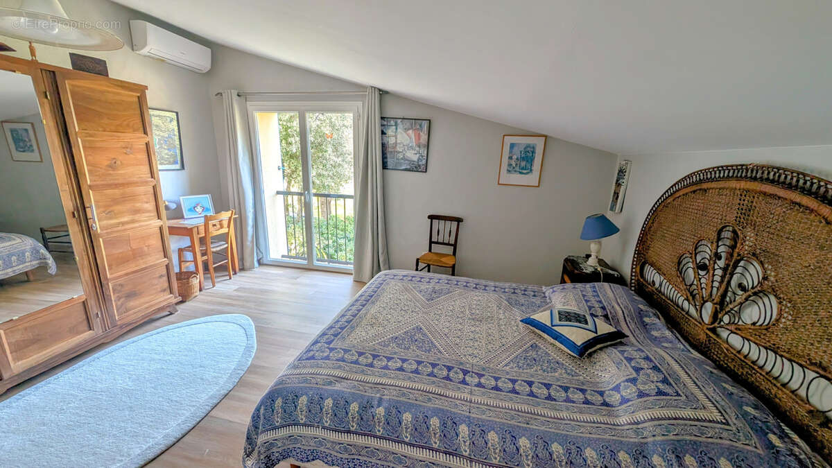 Maison à LAROQUE-DES-ALBERES