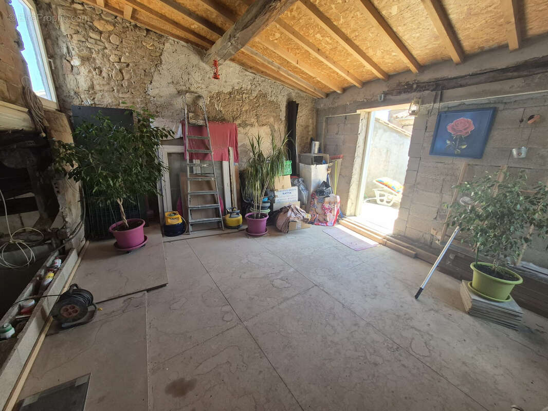 Maison à RIEUX-MINERVOIS