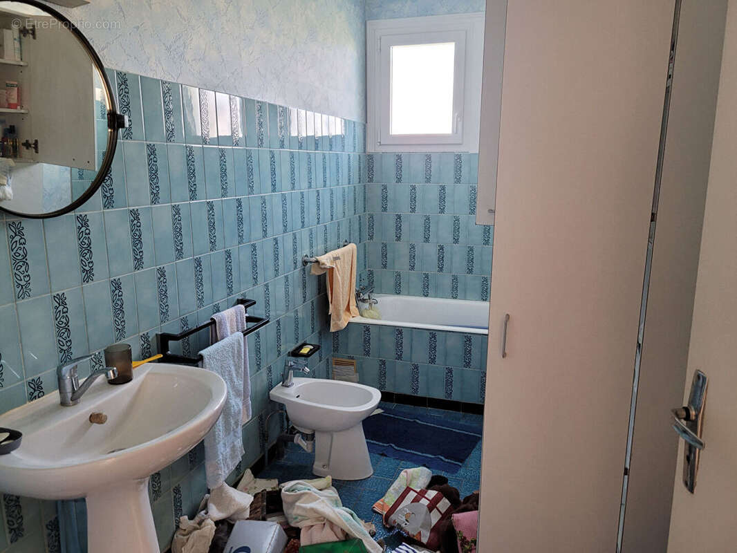 SOUS OFFRE - ECHILLAIS - Maison de plain-pied de  80 m² avec garage double et jardin clos - photo 10