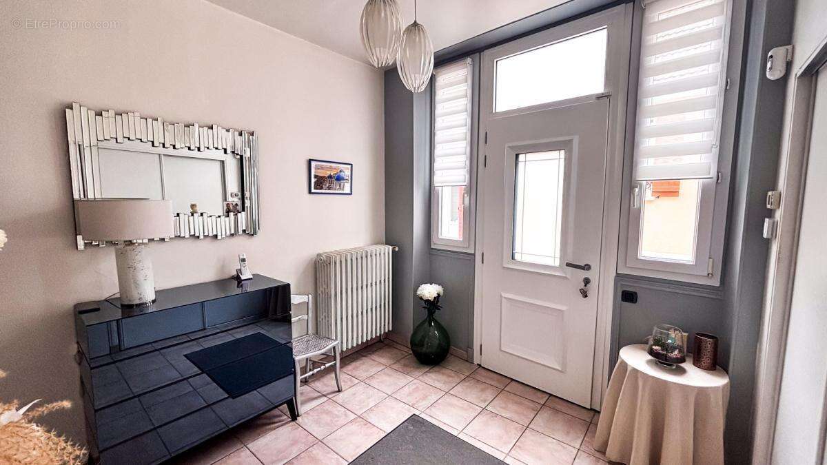 Maison à DAMERY