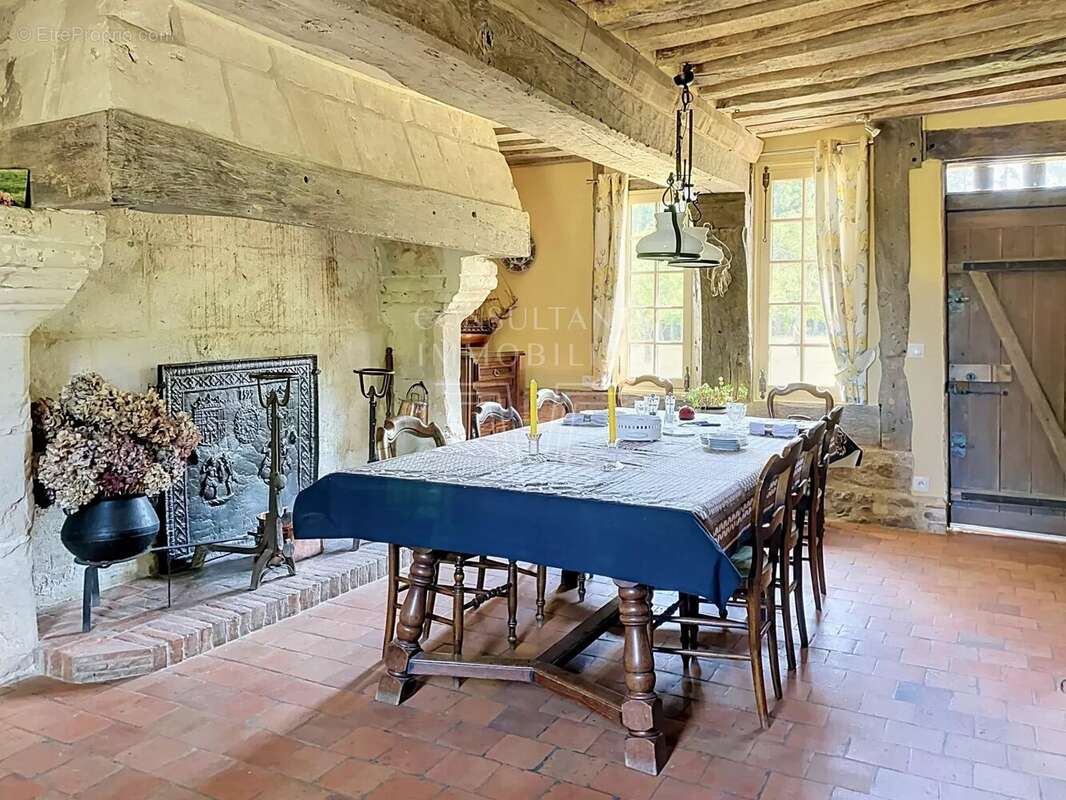 Maison à PONT-L'EVEQUE