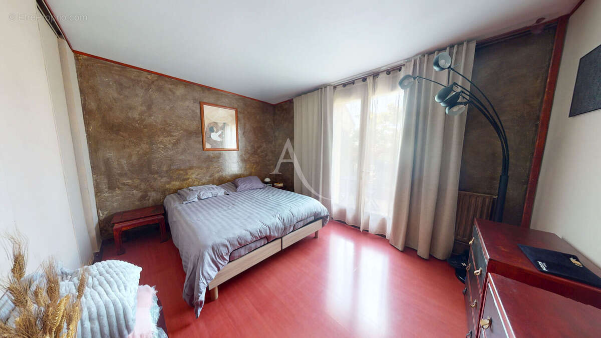 Maison à MORANGIS