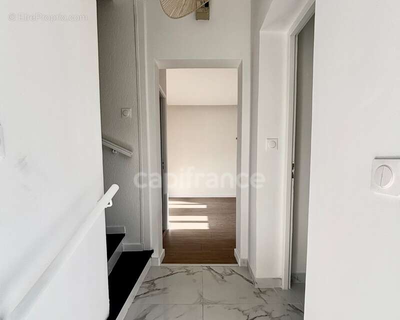Maison à NOMEXY