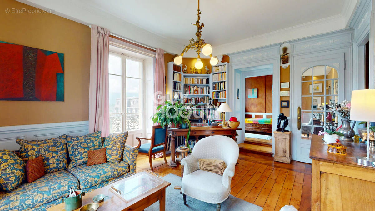 Appartement à AIX-LES-BAINS