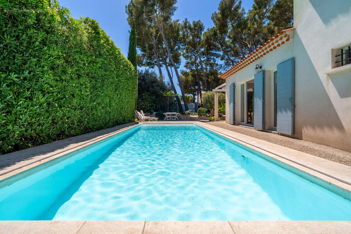 Maison à SIX-FOURS-LES-PLAGES