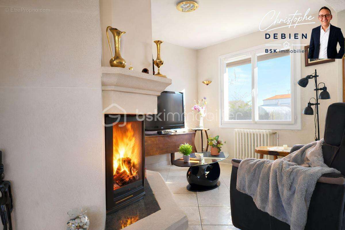  maison plain-pied – vue campagne sans vis-à-vis – 2 587 m² de terrain – dépendance 350 m²  - photo 3