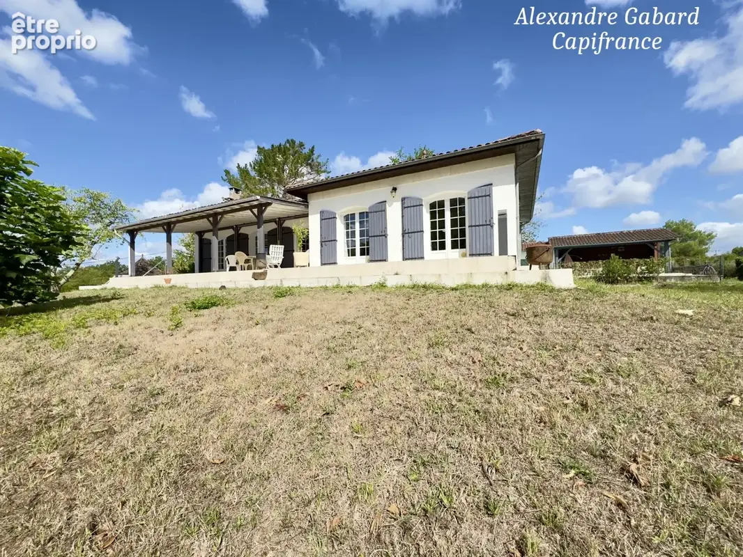 Axe La Réole / Sauveterre de Guyenne - Maison traditionnelle avec sous-sol complet - Agréable jardin et piscine - photo 2