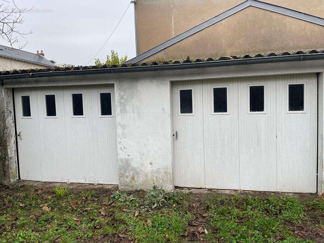 Petit Immeuble de 138 m²- Pour investisseurs - Toutes Aides - photo 13