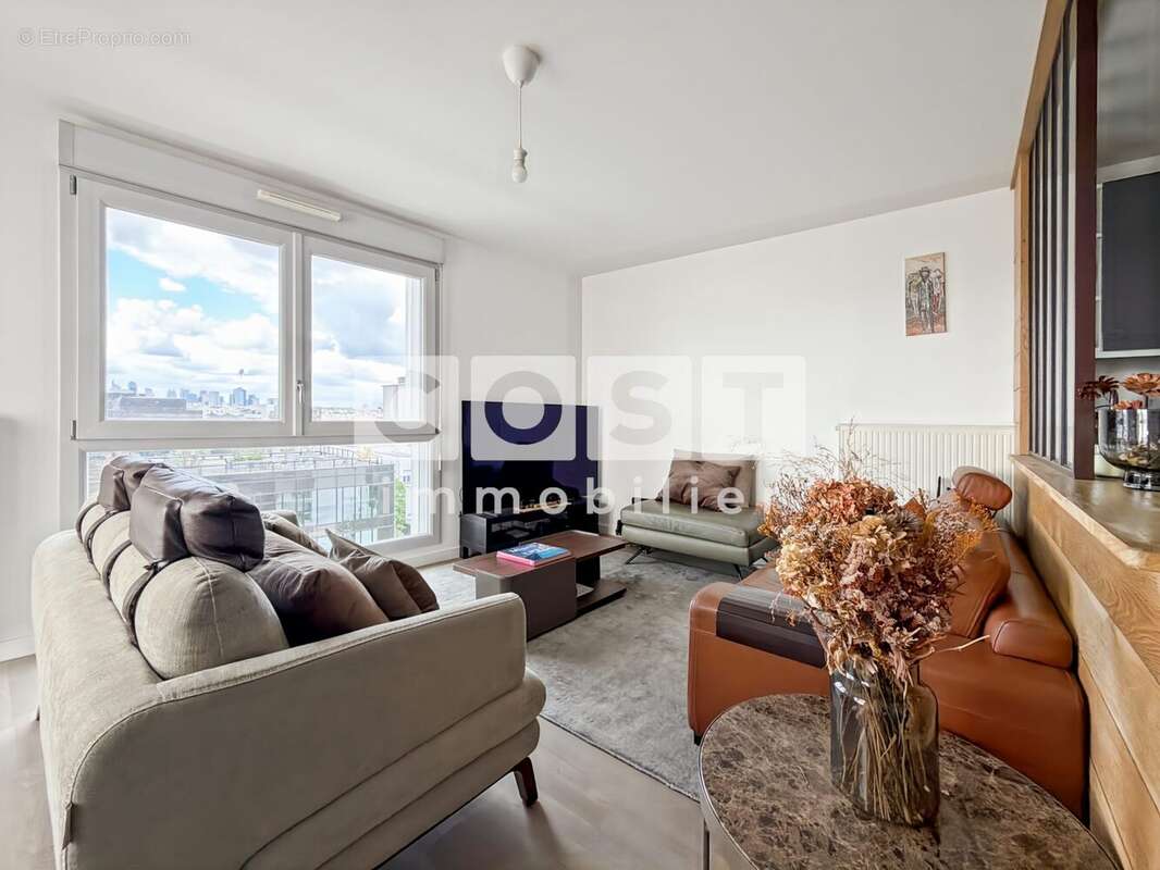 Appartement à GENNEVILLIERS