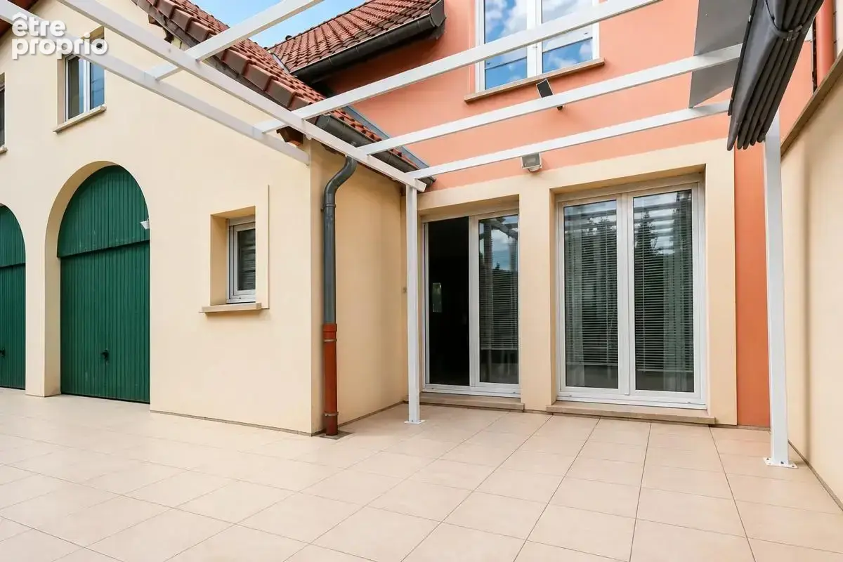 Maison de 5 pièces de 112 m² à Yutz - photo 10