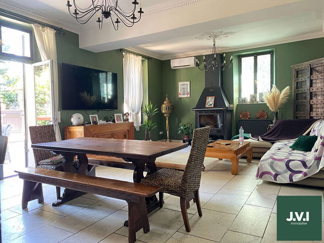 Maison à MONTMORENCY