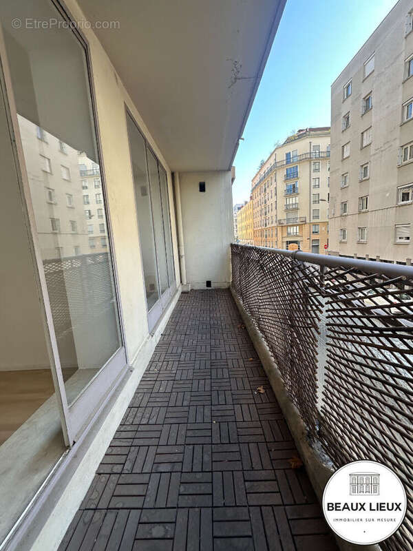 Appartement à LYON-6E