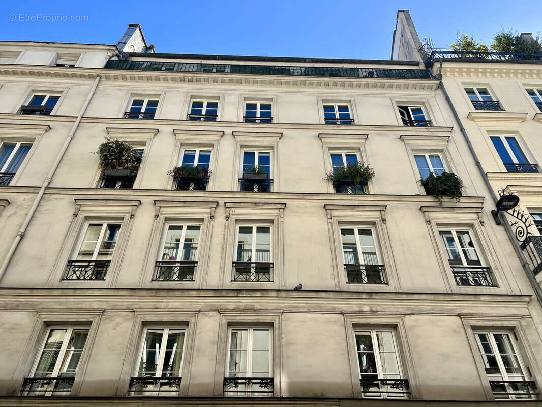 Appartement à PARIS-9E