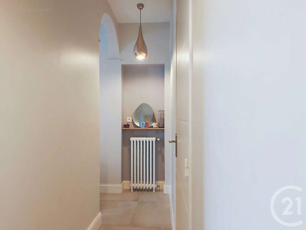 Maison 190 m² à Angouleme  - photo 6