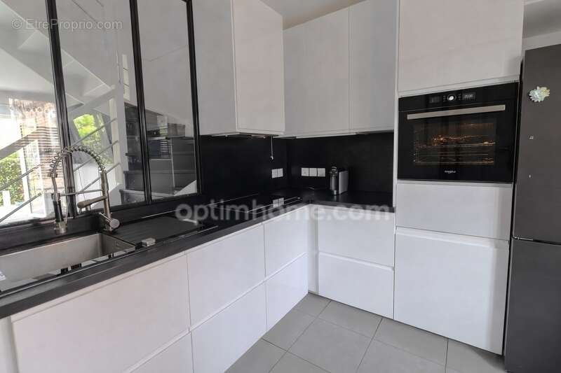 Appartement à LE BLANC-MESNIL